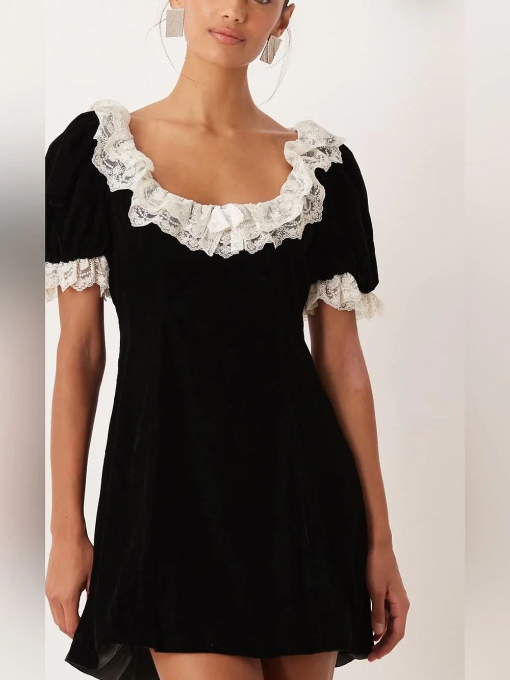 For Love & Lemons LA VIE EN BOW MINI DRESS XS